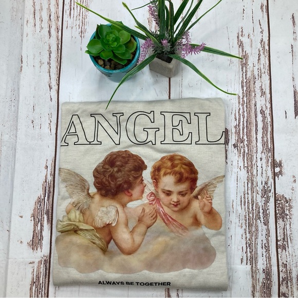 Shein Graphic Short Sleeve Shirt Cream Angel Sz Large - Picture 14 of 15